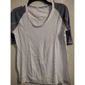 Lululemon Puri Tee white short sleeves mesh burn out work out top size Small S